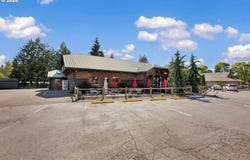 1901 W MAIN St, BattleGround, WA 98604