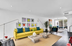 125 Pacific St, Santa Monica, CA 90405