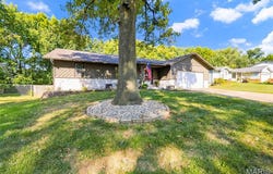 416 Morningside Drive, St Peters, MO 63376