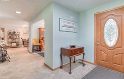 55471 RICHARD Way, Bend, OR 97707