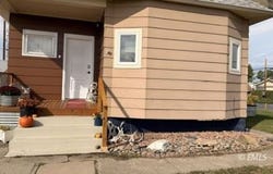 503 S Cale Ave, Miles City, MT 59301