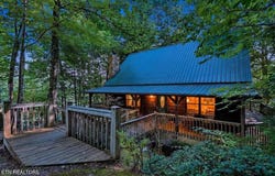 739 Stonegate Way, Townsend, TN 37882