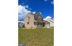 515 BRANDENBURG Drive, FALLING WATERS, WV 25419