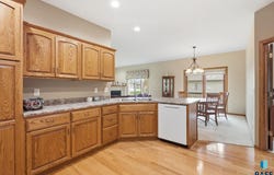 3205 S Lupine Pl, Sioux Falls, SD 57110
