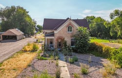 1632 S MAIN St, Springville, UT 84663