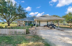 16020 Fm 463, Lytle, TX 78052