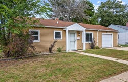 205 Hereford Drive, Steger, IL 60475