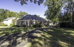 8578 SANDPOINT Dr, Germantown, TN 38139