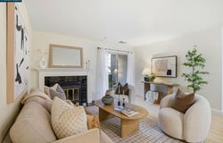 3183 Wayside Plz, Walnut Creek, CA 94597