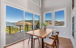 400 MAYA Way, Mosier, OR 97040