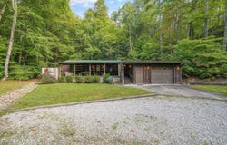 612 Stonegate Way, Townsend, TN 37882