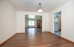 413 Harris Road, Richmond Heights, OH 44143