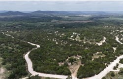 195 MOUNTAIN VIEW RD, Utopia, TX 78884