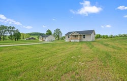 111 Conley Dr, Pall Mall, TN 38577