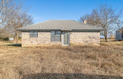109 PRIVATE RD 24980, Brookston, TX 75421