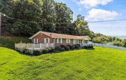 332 Rural Vale Rd, Tellico Plains, TN 37385
