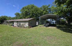S 8th Ave, Teague, TX 75860