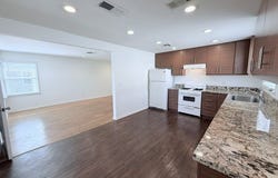 8465 Quartz Avenue, Winnetka, CA 91306