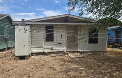 512 E Bell Avenue, Pharr, TX 78577