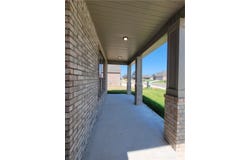 1041 Skyline Loop, Centerton, AR 72719