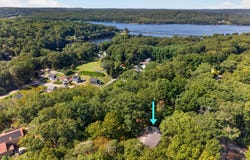 35 Inchcliffe Drive, Ledyard, CT 06335