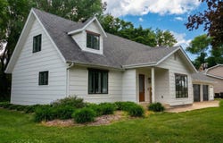 817 17th Street, Windom, MN 56101