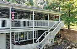668 Floral Valley Drive E, Howard, OH 43028