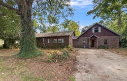 500 Pine Street, Picayune, MS 39466