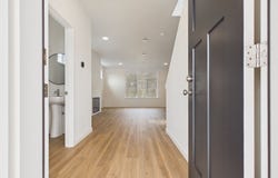 131 W 20TH Way, LaCenter, WA 98629