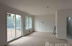 86 Essex Avenue, Metuchen, NJ 08840