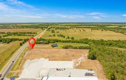 W HWY 82, Paris, TX 75460
