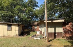 415042 E 1097, Checotah, OK 74426