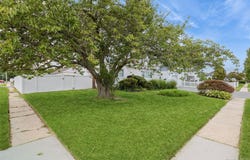 31 E June Street, Lindenhurst, NY 11757