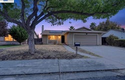 2650 Colony Dr, Tracy, CA 95376