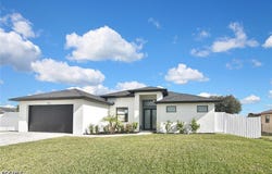 207 SE 2nd Avenue, Cape Coral, FL 33990