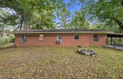 556 Flowers dr., LAUREL, MS 39440