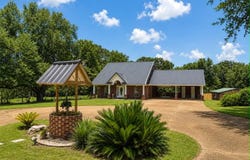 2125 Fig Farm Road, Lucedale, MS 39452