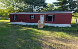 558 Nash Road, Pittston, ME 04345