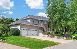 1145 Cove Circle, Minnetrista, MN 55364
