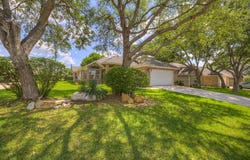 123 RIVER PARK DR, Luling, TX 78648