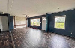 176 Old Flowers Rd., Hemingway, SC 29554
