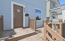 609 E 6th St, Duluth, MN 55805