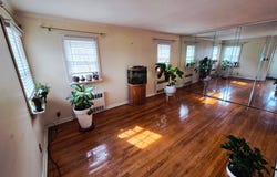 60 Liberty Boulevard, Valley Stream, NY 11580