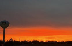 1302 E Adams St, Washington, IA 52353