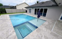 712 Juniper Pl, Wellington, FL 33414