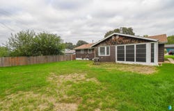 2409 E 17th St, Sioux Falls, SD 57103