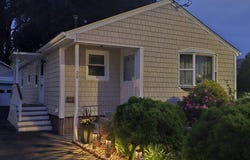28 State St, Chicopee, MA 01013
