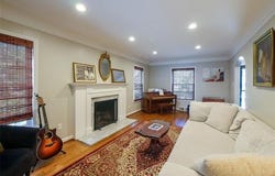 657 Hawthorne Road, Grosse Pointe Woods, MI 48236