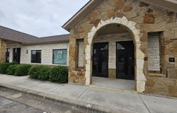 2911 S A.W. Grimes Blvd, Pflugerville, TX 78660