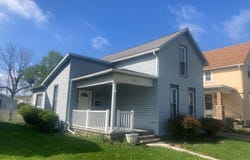 319 Locust St, Findlay, OH 45840